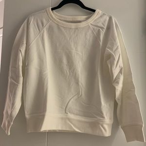 Everlane white sweater never worn